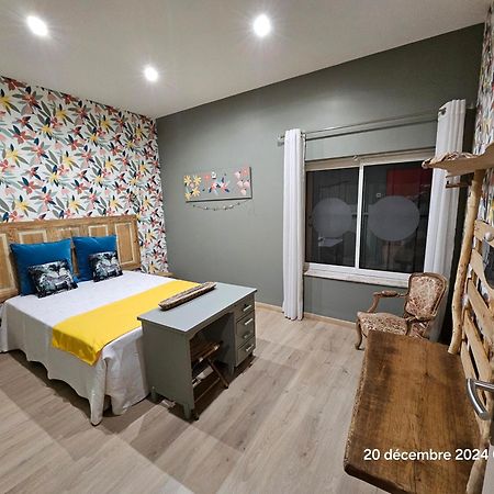 Les Box Chambre D'Hotes Lunan Esterno foto